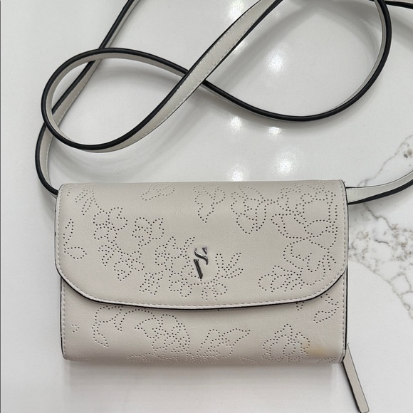Victoria Secret Elegant Cream Crossbody Bag - Picture 1 of 10